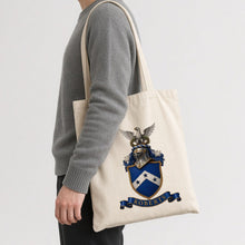
Load image into Gallery viewer, tote_natural_shoulder.jpg